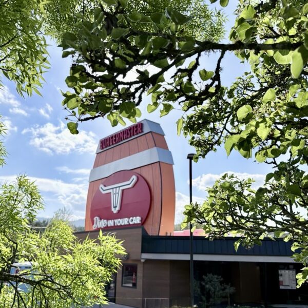 Burgermaster Issaquah announces opening May 26, 2026